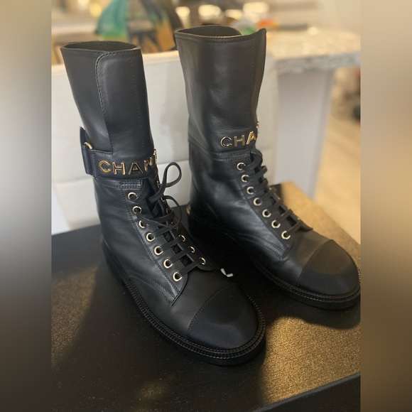 Chanel lace up combat boots 36.5 - Picture 3 of 8